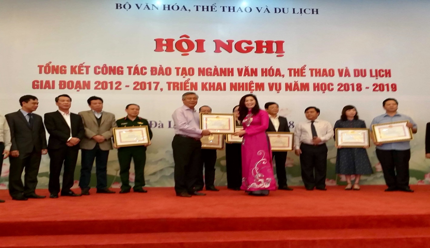 nổ hũ trực tuyến