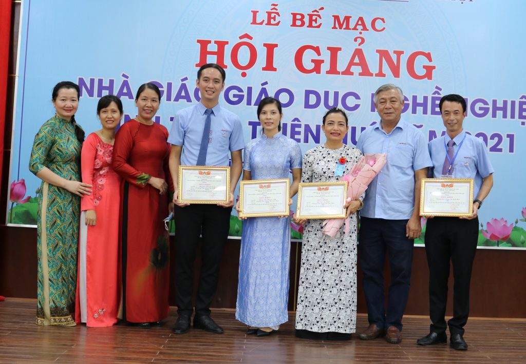 nổ hũ trực tuyến