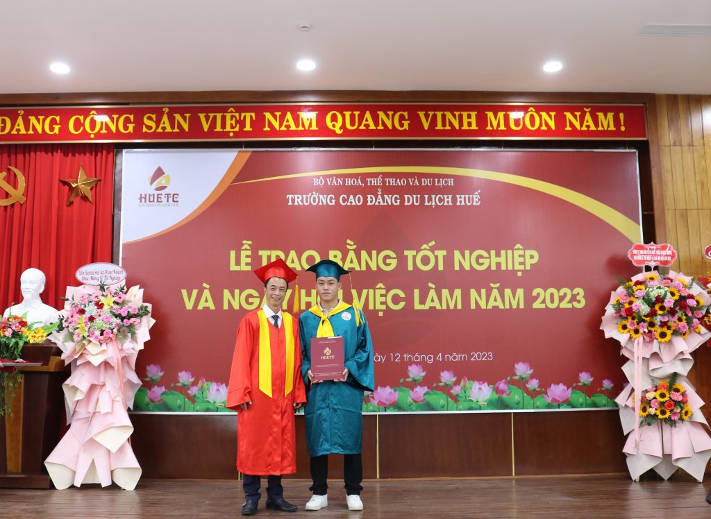 nổ hũ trực tuyến