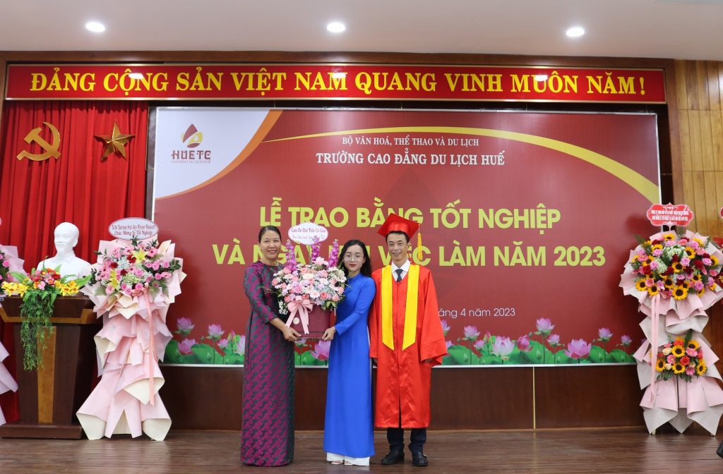 nổ hũ trực tuyến