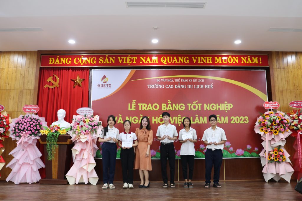 nổ hũ trực tuyến