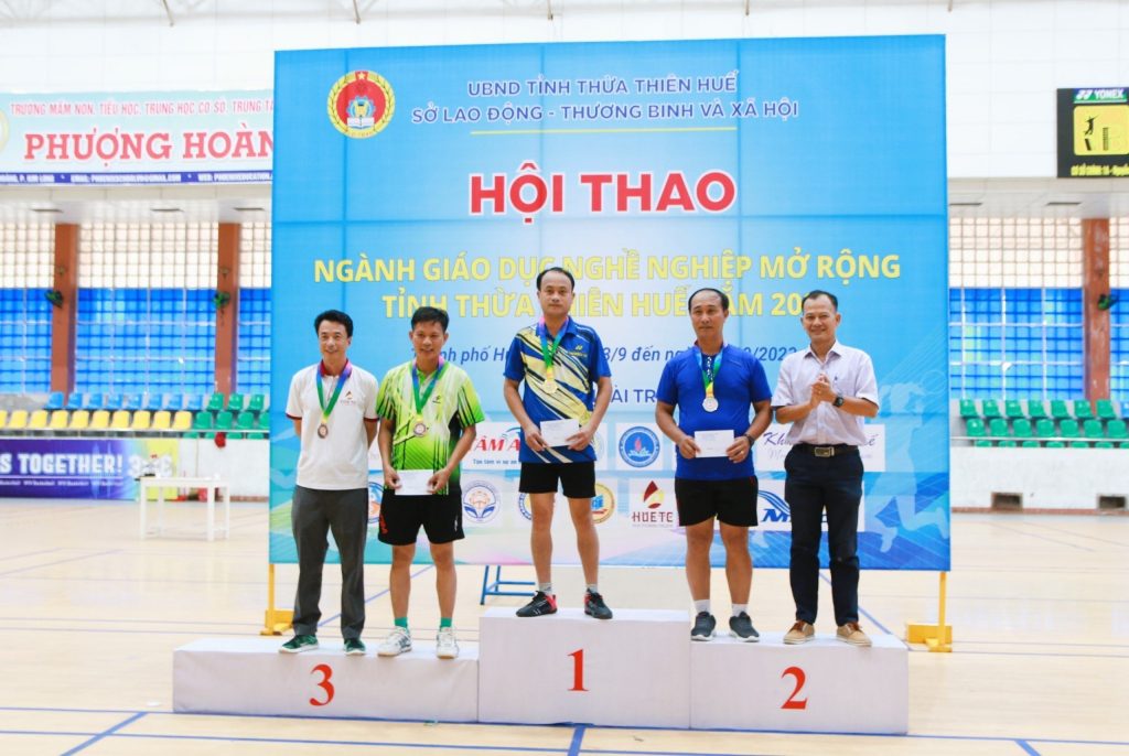 nổ hũ trực tuyến